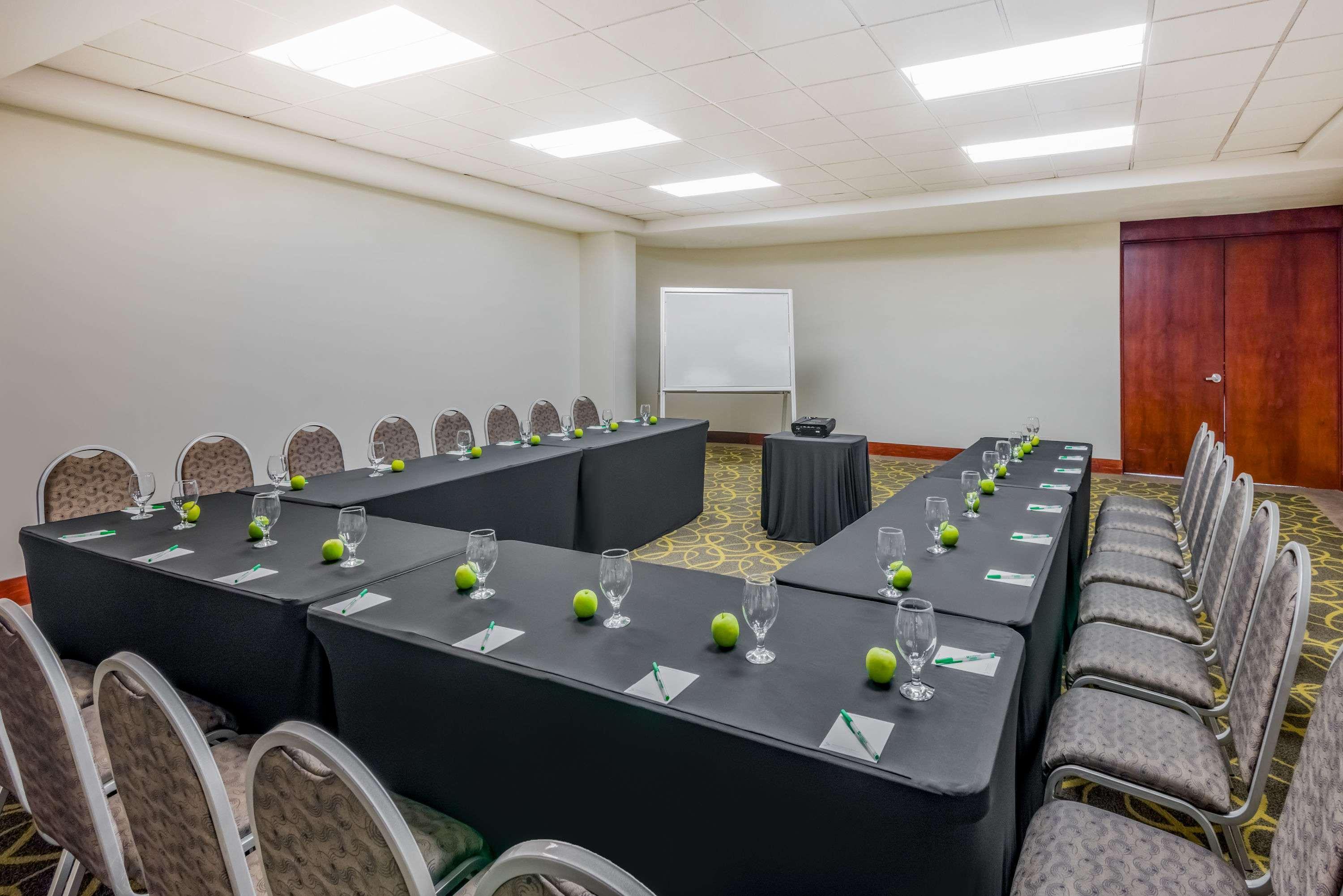 Отель Wyndham Garden San Jose Escazu, Costa Rica Экстерьер фото